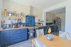 Kitchen- click for photo gallery